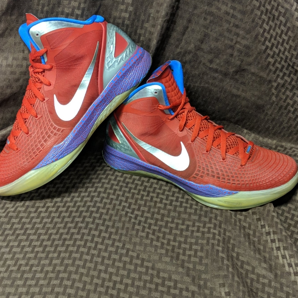 Nike Hyperdunk - image 1